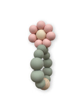 Charger l'image dans la galerie, Mon Fleur | Chewie Flower