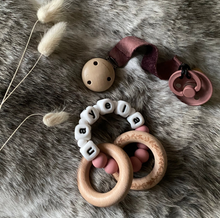 Afbeelding in Gallery-weergave laden, Custom Name Chewie Natural Leaf Blush