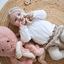 Afbeelding in Gallery-weergave laden, Custom Name Chewie Blush