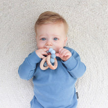 Afbeelding in Gallery-weergave laden, Ombre | Chewie Basic Rattle
