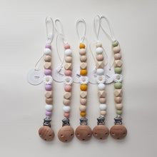 Afbeelding in Gallery-weergave laden, Chewie Clip Silicone Beads Daisy Wood
