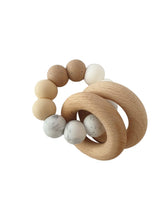 Afbeelding in Gallery-weergave laden, Ombre | Chewie Basic Rattle
